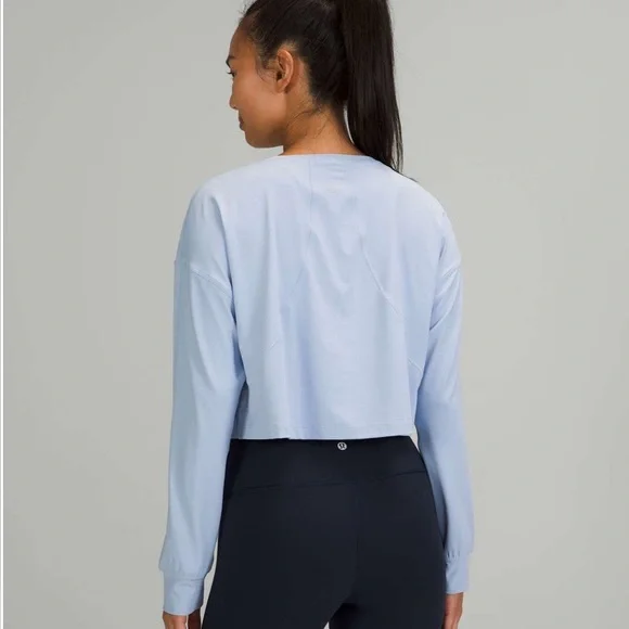 Lululemon Muscle Love Long Sleeve Shirt
Blue Linen - Picture 2 of 5